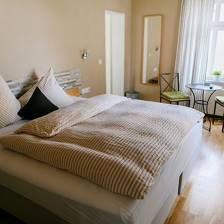 Landhotel Airport-Inn Lautzenhausen Buitenkant foto